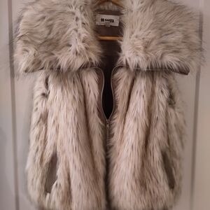 BB Dakota Women's Plush Faux Fur Vest - Cream and Brown